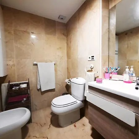 Apartment San Pedro De Alcantara Estupendo Piso 2 Hab, Salon, Wifi