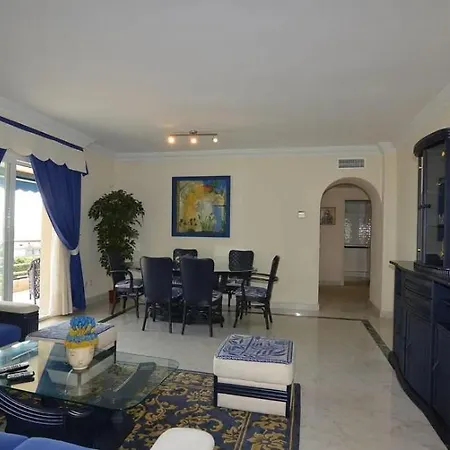 San Pedro De Alcantara Estupendo Piso 2 Hab, Salon, Wifi Apartment *