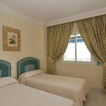 Apartment San Pedro De Alcantara Estupendo Piso 2 Hab, Salon, Wifi Marbella